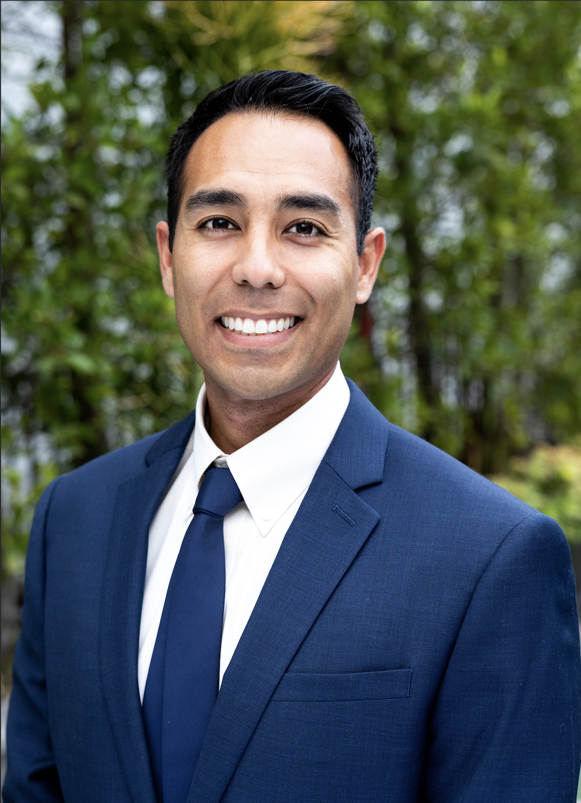 Dr. Jeremy Alvarez